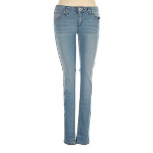 Bongo size 9 light wash skinny jeans
